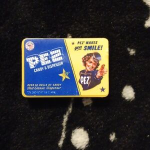 Mini Brands Retro - PEZ Candy & Dispenser